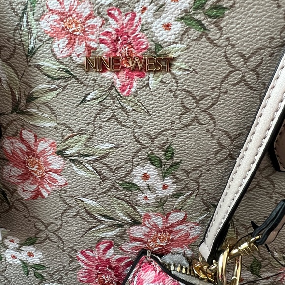 NWT NINE WEST SATCHEL HANDBAG TOTE PURSE BAG - Picture 3 of 11